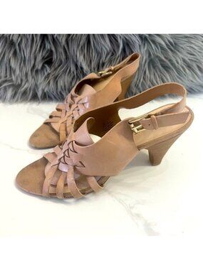 NINE WEST beige leather strappy open toe 3 inch heels size 9